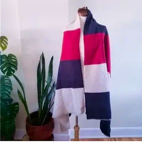 Zara large scarf - Picture 5 of 11